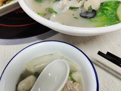 鱼汤面-潮汕砂锅粥