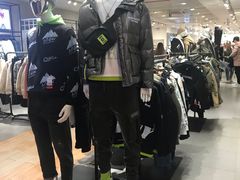 -三福时尚(三峡广场华夏银座店)