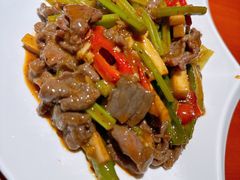 辣炒小黄牛-金穗园·砂锅粥.醉鸡煲火锅(长寿路店)