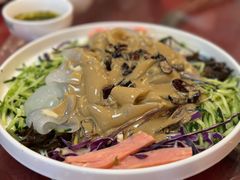 -鑫渔港海鲜本地菜·山海关浑锅(东戴河店)