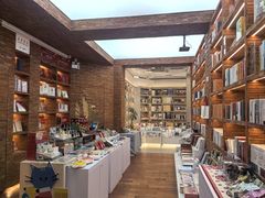 -新华书店(龙头路店)
