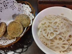 -富正毅三下锅·湘西韵味(天门山索道店)