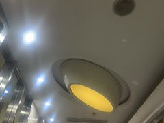 -圣呗口腔·舒适化种植牙·矫正中心(广州总院)