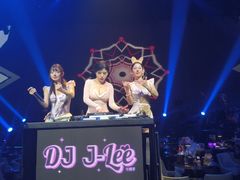 -赤红音乐现场(浦东金桥路店)