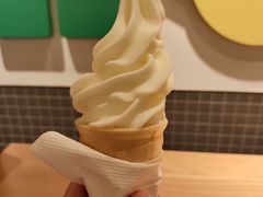 -麦当劳(百联西郊购物中心店)
