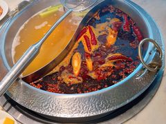 -左庭右院鲜牛肉火锅(浦江欢乐颂店)