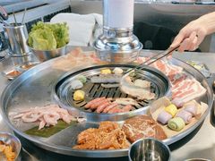 -哈哈碳都·牛肋条无限自助烤肉(台江万达店)