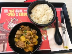 -老娘舅餐厅(黄龙体育中心店)