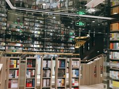 -钟书阁(群光广场店)