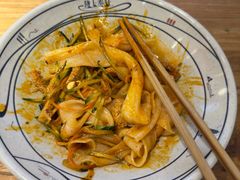 -陇上秦轩西安biangbiang面(朝龙汇店)