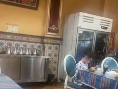 -吐尔逊拌面美食