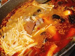 -鸡遇虾煲干锅火锅(小寨金莎店)