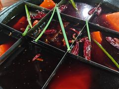 -正南齊北重庆老火锅(光华村直营店)