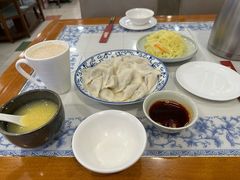-东方饺子王(让胡路远望店)
