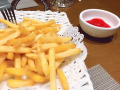-戈尔登酒店·满堂彩咖啡厅