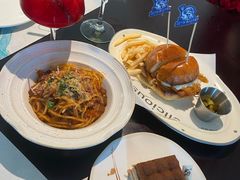 -22ºN BISTRO西餐&酒馆(石奥商业街店)