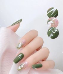 -吉吉靓甲美睫