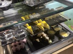 -爱伲PLUS·牛肉海鲜自助火锅(融创店)