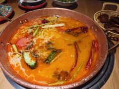 -洱火云南酸菜牛肉火锅(石景山当代商城店)