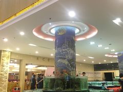 -东豪园林海鲜酒家(南港路辅路店)