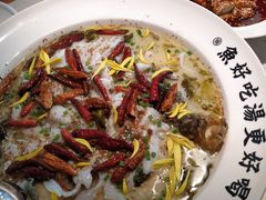 招牌老坛酸菜鱼-江渔儿酸菜鱼·拔草餐厅(虎门君乐汇店)