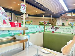 -海底捞火锅(新松江路生日主题店)