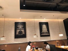 大堂-九毛九西北菜(大东海店)