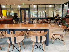 大堂-星巴克(绍兴镜湖中新广场店)