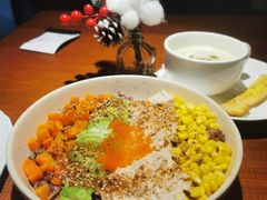 牛油果金枪鱼活力能量碗-卡朋厨房(289艺术园区店)