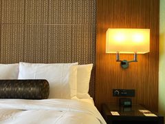 -上海滴水湖皇冠假日酒店