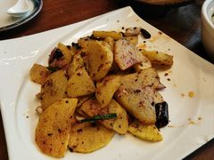 -宣威山野人家·现炒云南菜(金碧店)