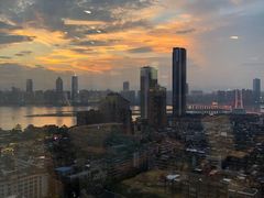 -东方豪景花园酒店·怡景旋转餐厅