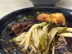 -小龙大肉面馆