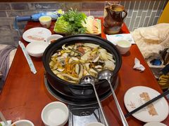 -菌之家·专业纯野生菌火锅·特色炒菌