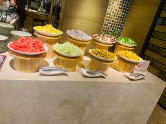 自助取餐区-金海湾自助餐厅(金陵饭店)