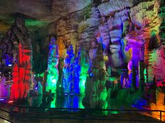 -泰安地下龙宫景区