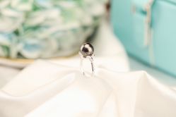 -威德钻石-克拉钻大本营(南京东路店)