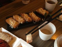 -新大咀港式茶餐厅(宝山万达店)