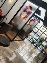 -Z.X HAIR SALON张新美业
