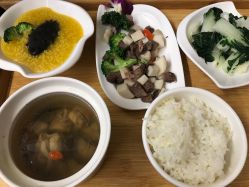 -卓玥国际月子会所(罗山路店)