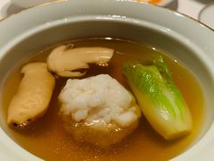 狮子头-新荣记(建国门外大街店)