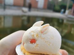 兔兔萌蜜桃伯爵茶慕斯-蜜思琪蛋糕(民生路店)