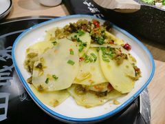 -山城外·非遗酸菜鱼(新都汇融店)