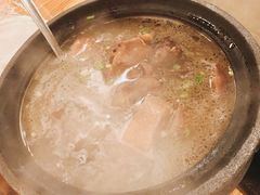 -霄汉牛三鲜湖北砂锅菜(万松园2店)