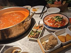 -野山舂·贵州现舂酸汤牛肉(民生路店)