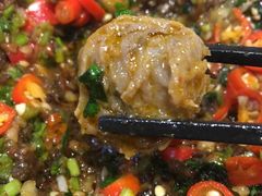 -左庭右院鲜牛肉火锅(金山万达店)