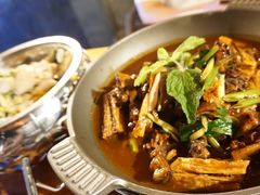 -隔壁老王·家常云南菜(花巷店)