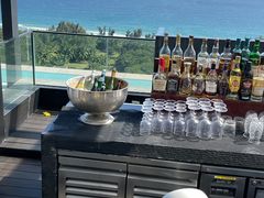 -瑰丽酒店·海吧·天际下午茶·现场DJ·天台酒吧