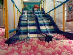 -蒙特利亲子乐园