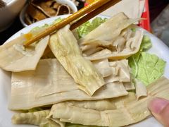 -一斗火锅·招财羊毛肚(北温泉九号店)